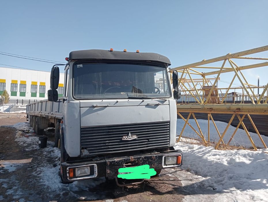 Продам грузовик бортовой