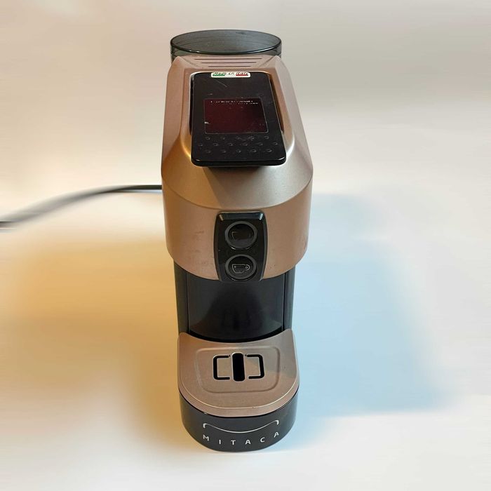 Кафемашина с капсули Illy Smart10 – Mitaca Professional System 21 bar