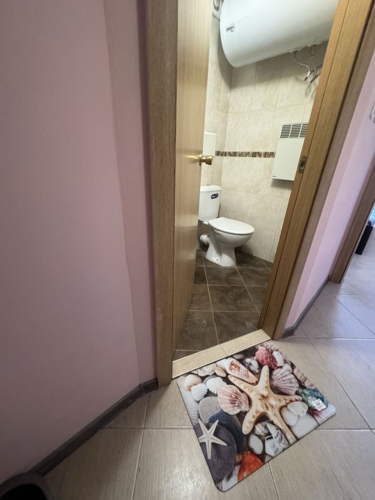 Дава се под наем Двустаен апартамент в к.к. Златни пясъци - 40 кв.м за 331.5 € - Снимка #2