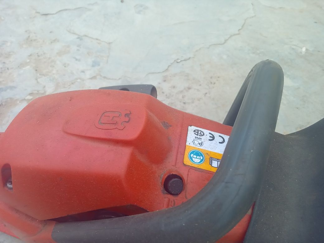 Vand sau schimb drujbă husqvarna