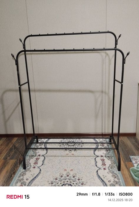 Вешалка продается