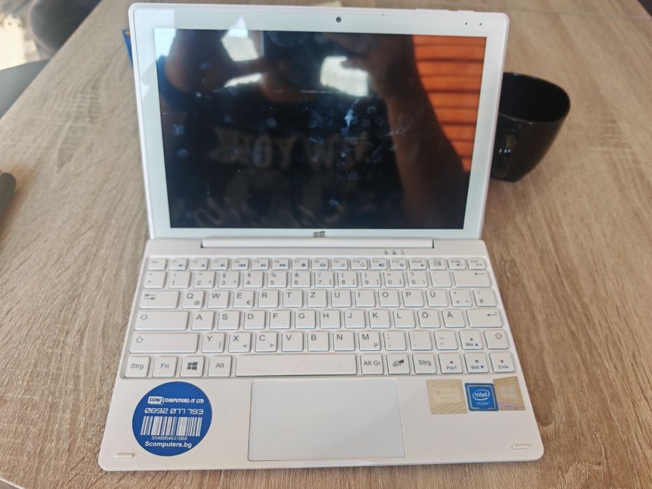 Лаптоп Oliver book A1