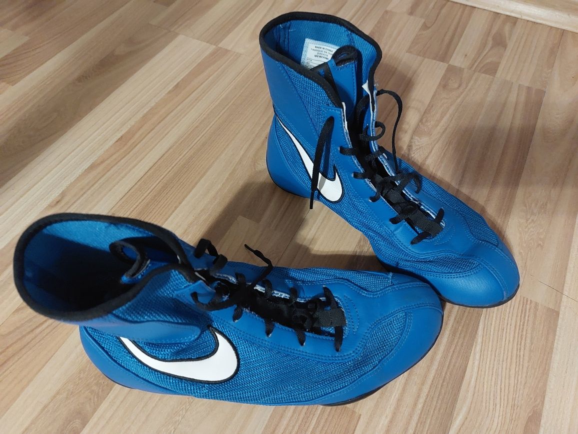 Обувки за бокс Nike
