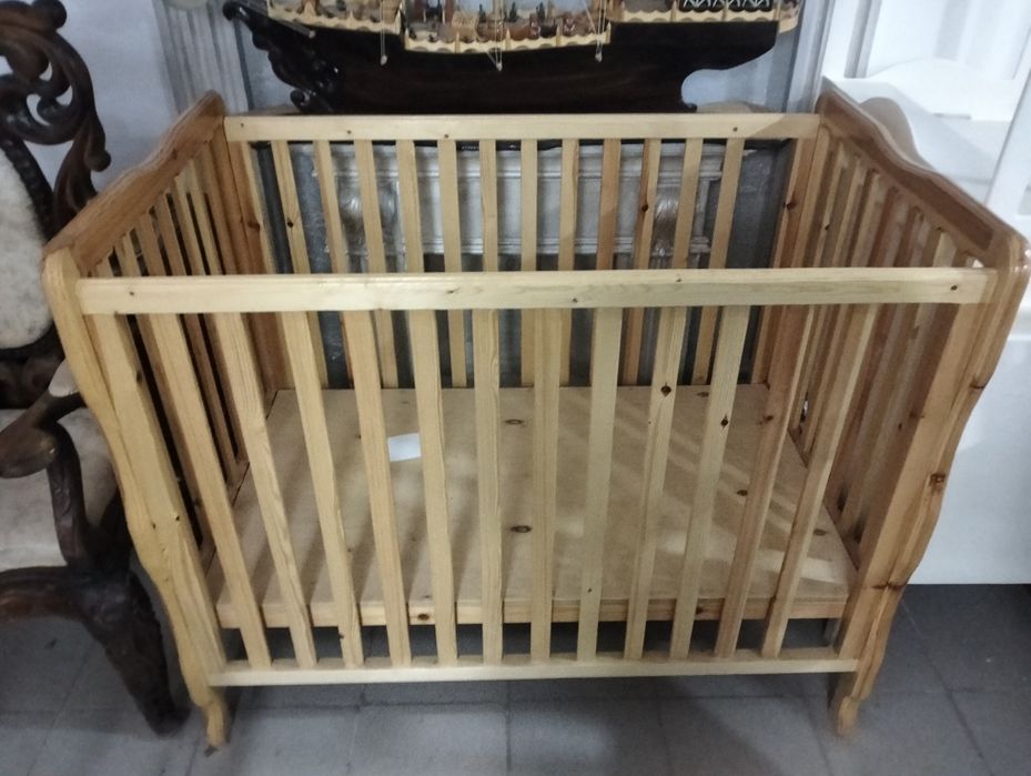 Детская кровать манеж