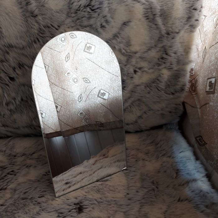 Зеркало настольное