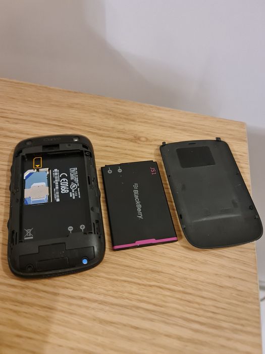 Blackberry Curve 9320 stare buna, incarcator telefon vechi de colectie