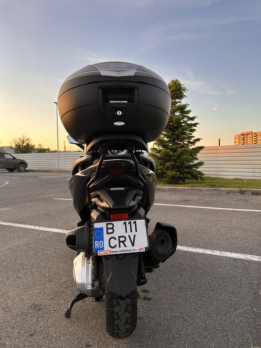 Honda Forza 350 - Impecabil