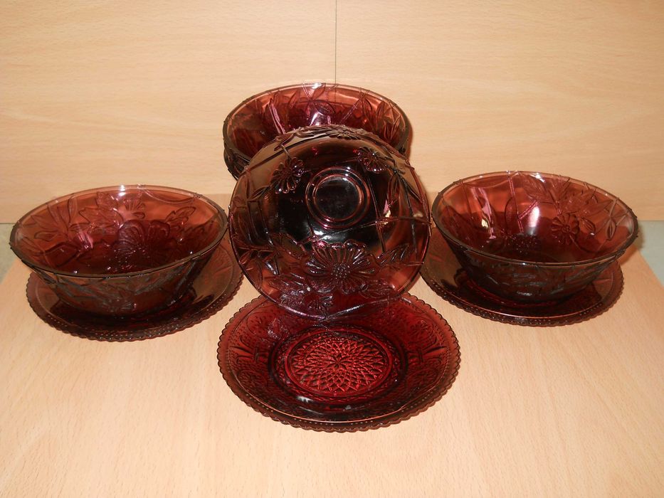 Cupe budinca, înghețata, compot