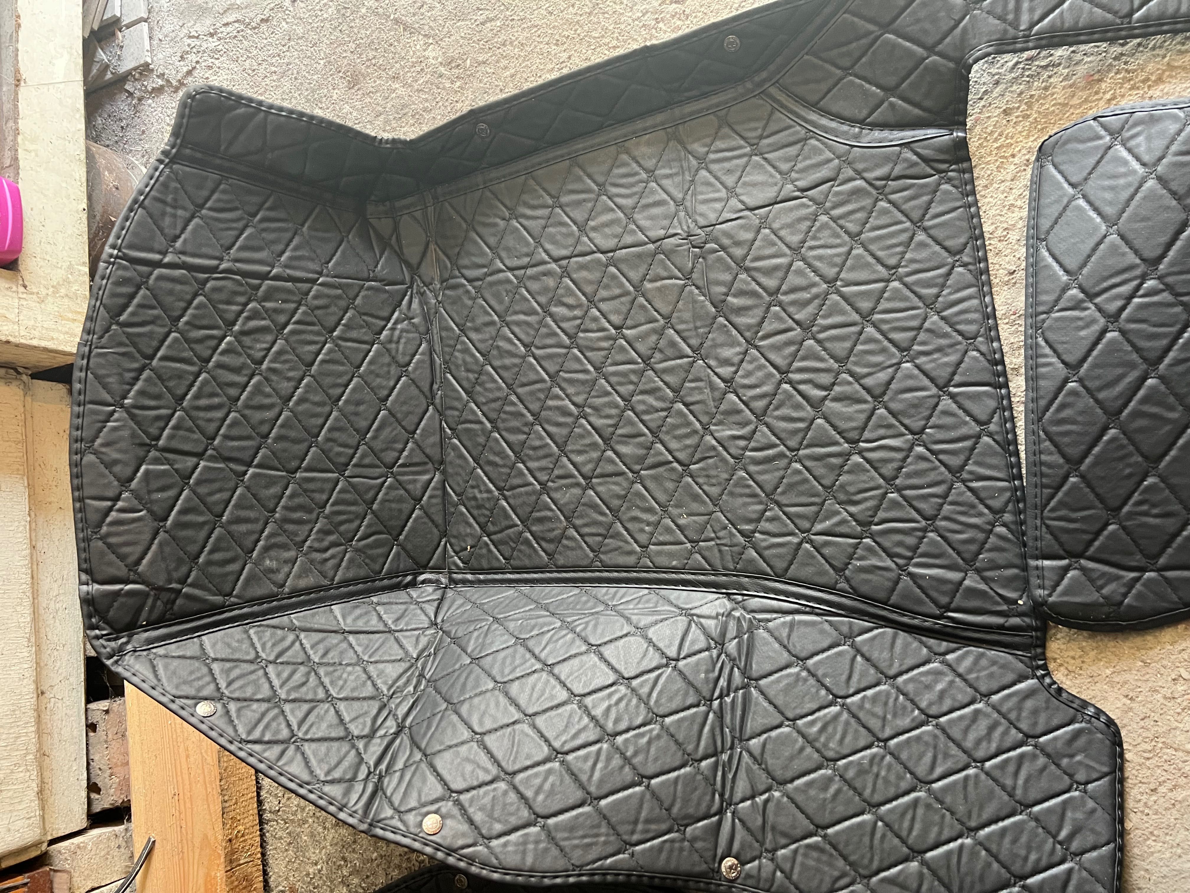 Подложки за кола Mercedes w205 стелки