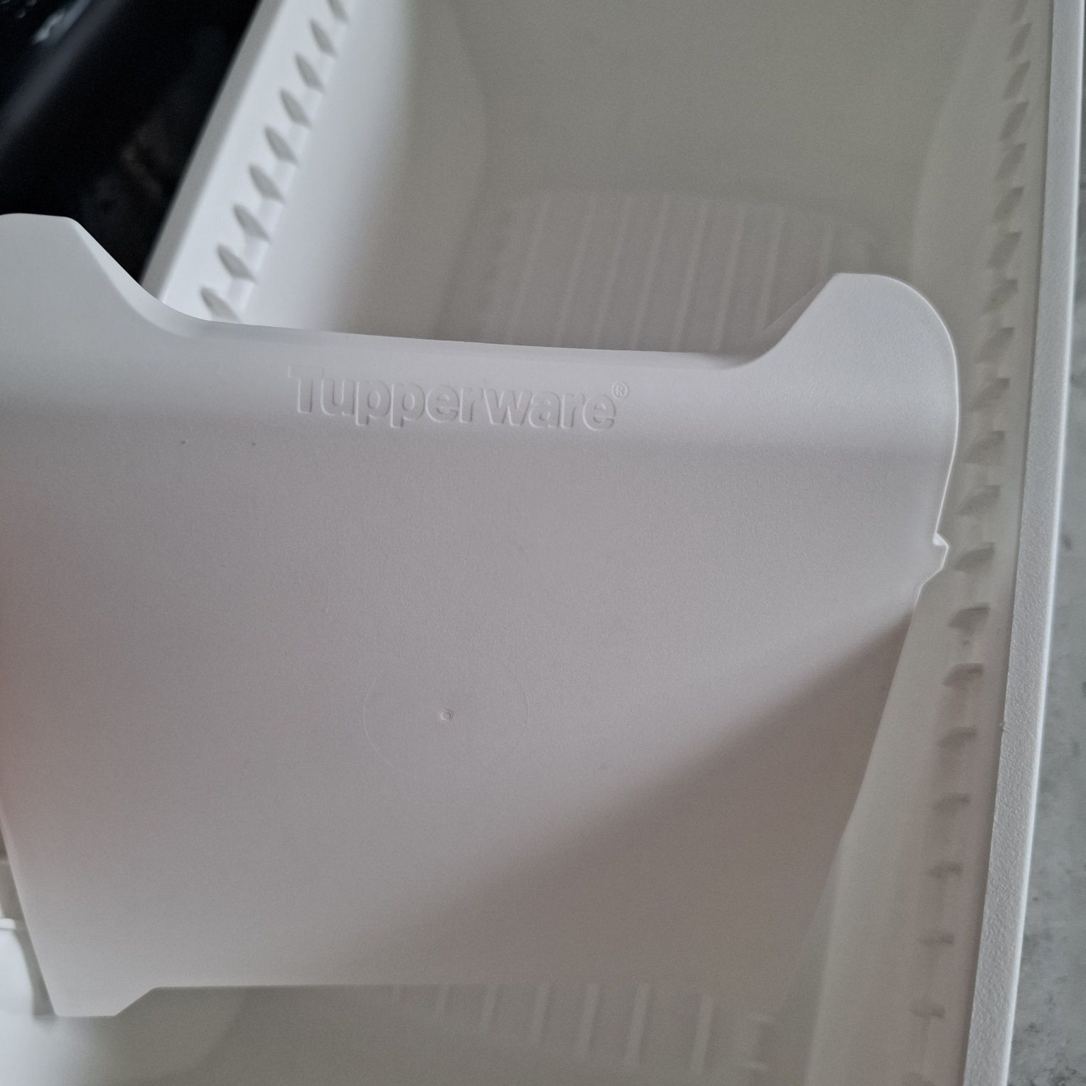 Продам хлебницу, Tupperware, микрофибра!