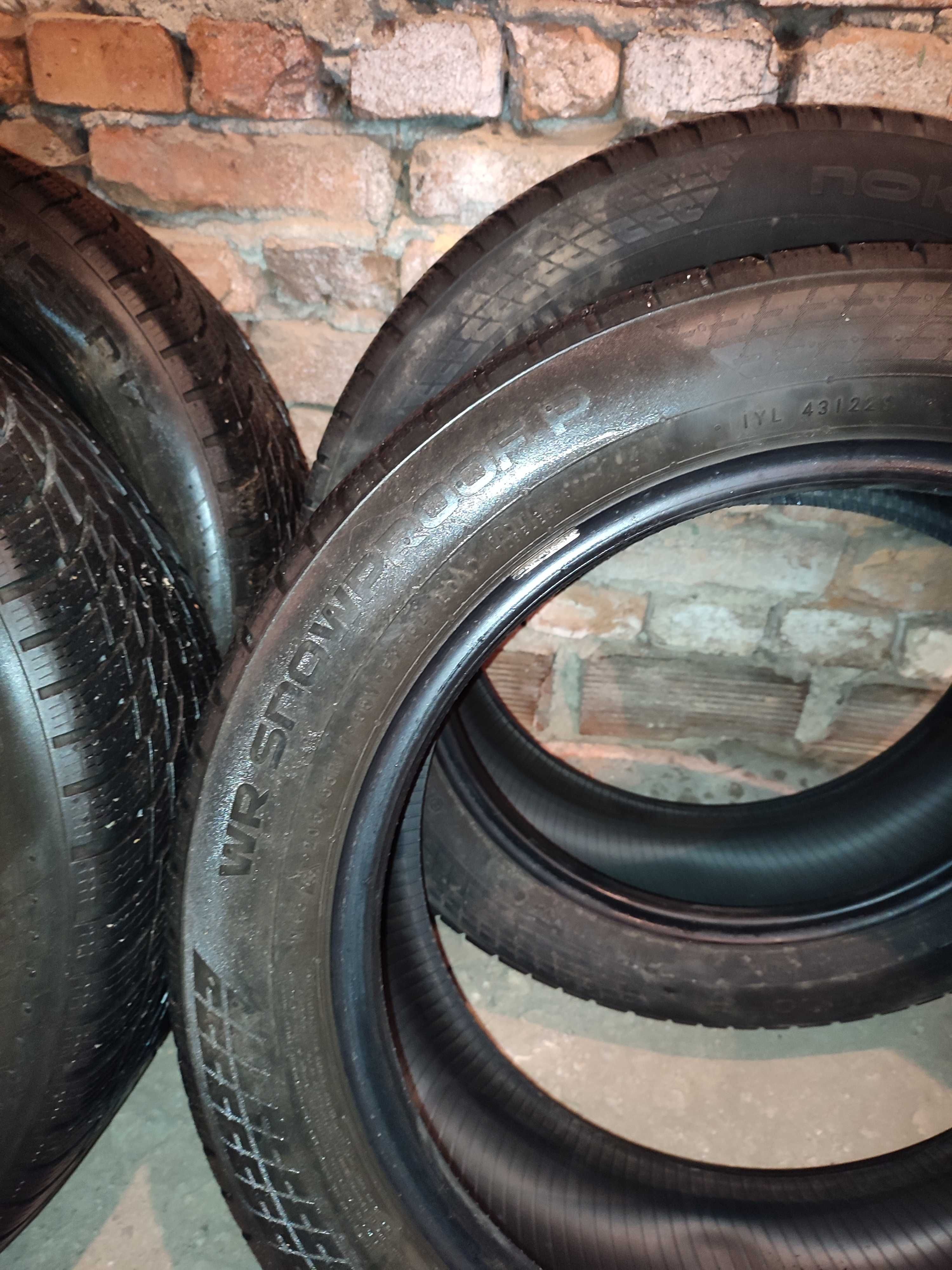 4 бр Nokian WR Snowproof P 205/55/R17 – 130 лв.