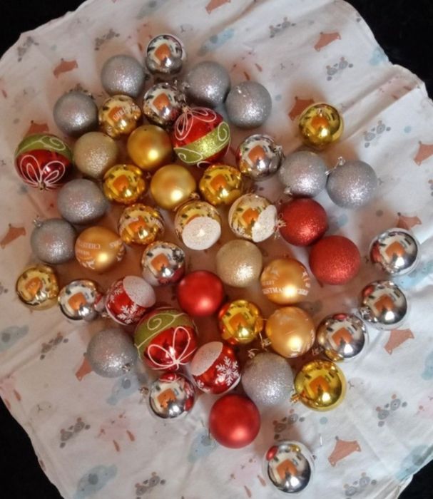 Новогодние игрушки за 1500 тенге 46 штук