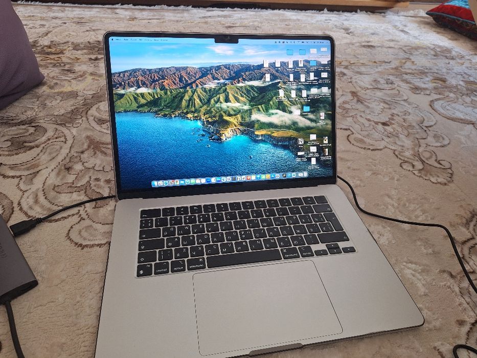Продается Apple Macbook Air 15, 256 гб