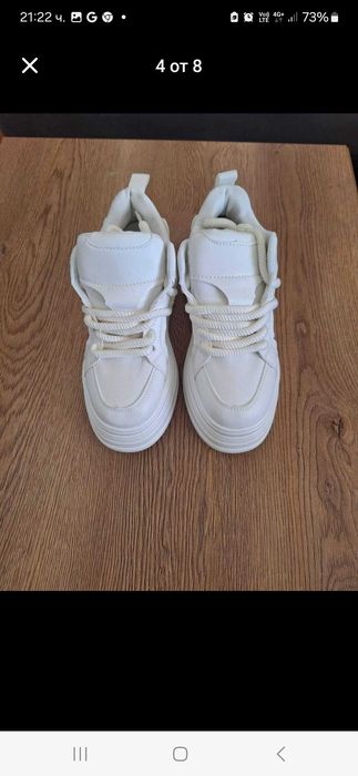 Модерни дамски спортни обувки с платформа