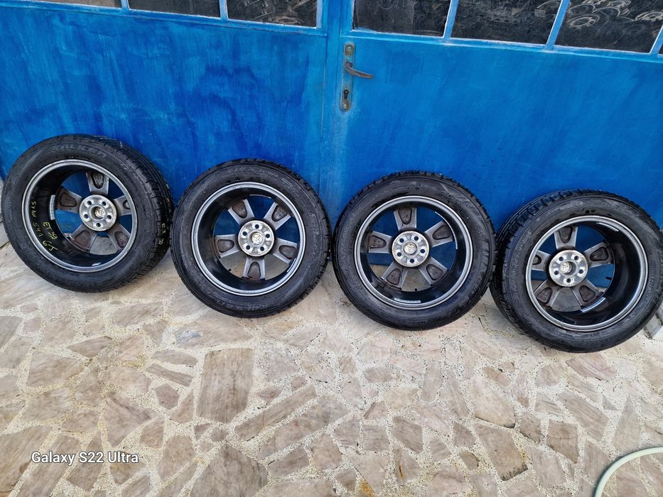 Toyota Urban Cruiser 4G Auris 16 цола +гуми 195 60 16 оригинални  Замъ