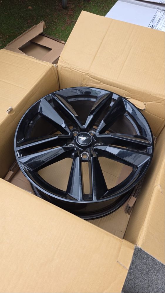 Jante R19 Mustang originale 5x114.3