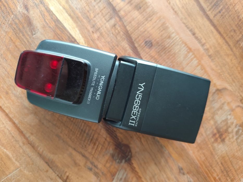 Blitz Yongnuo YN568 EX II