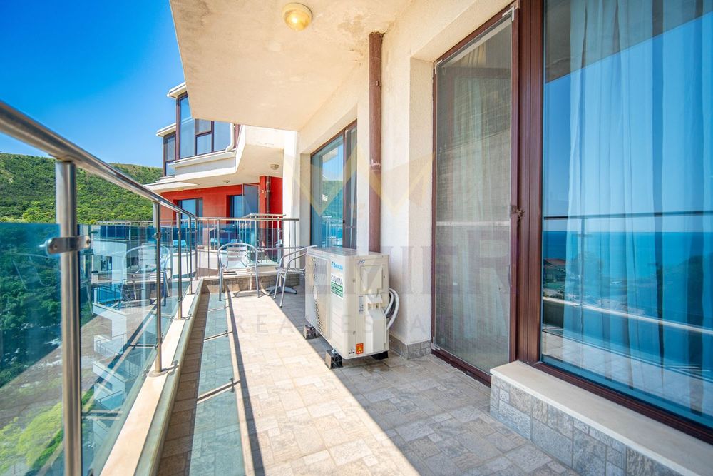 Двустаен апартамент с невероятна морска панорама