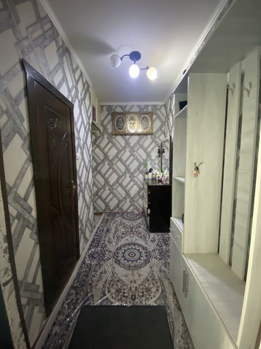 Arzon kvartira sotiladi Vasxod bozor yonida