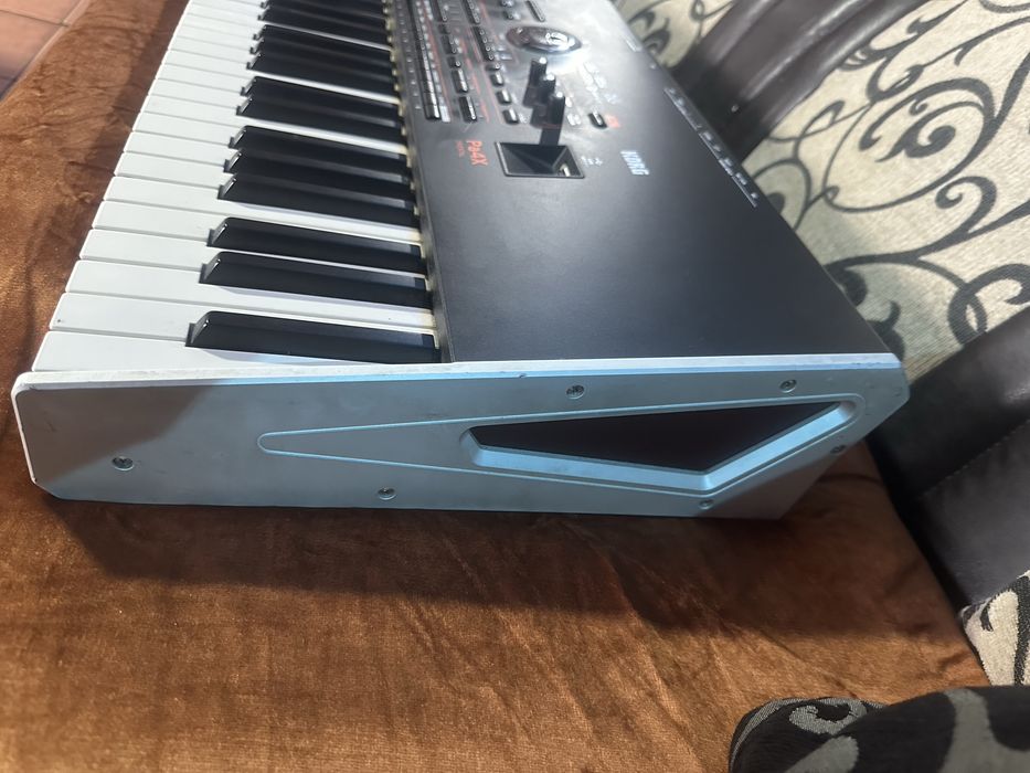 Korg pa4x oriental in stare ireprosabila