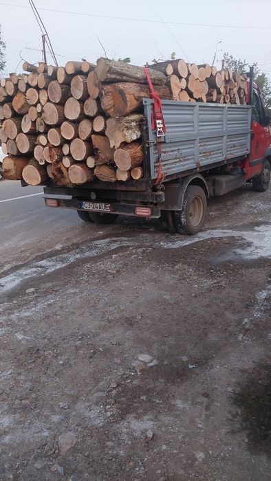 Lemn de foc esență tare debitat la cerere