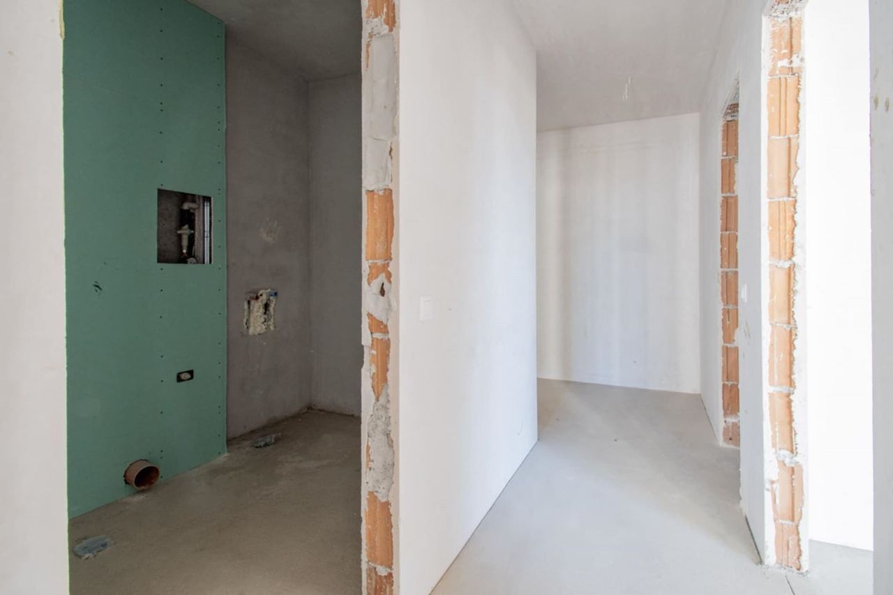 Продава се Двустаен апартамент в София, Манастирски ливади - 76 кв.м за 2724 €/кв.м - Снимка #11