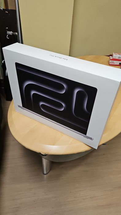 Apple MacBook Pro 16 M4Pro
