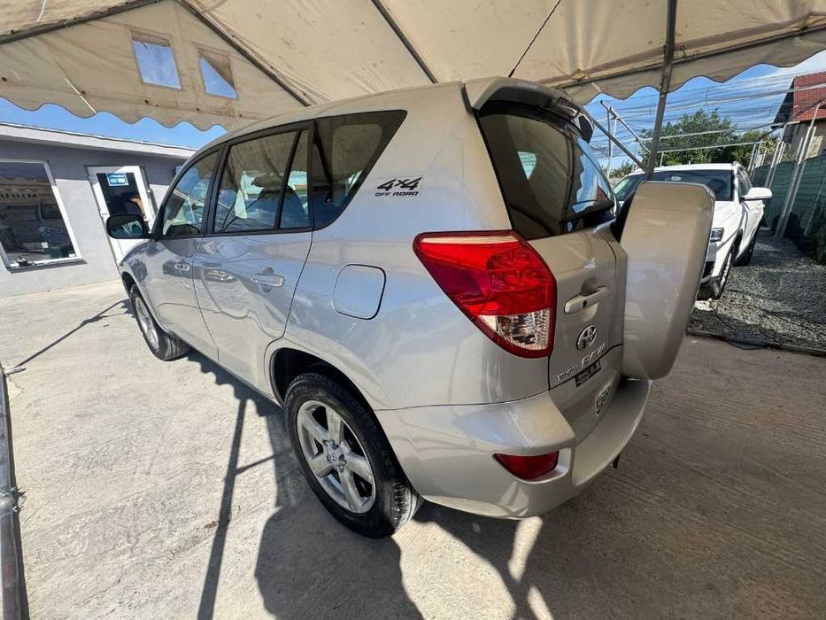 Toyota Rav 4 | 2.2 Diesel (150 CP) | Garantie | Posibilitate Rate