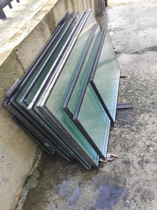 Стъклопакет - двукамерен