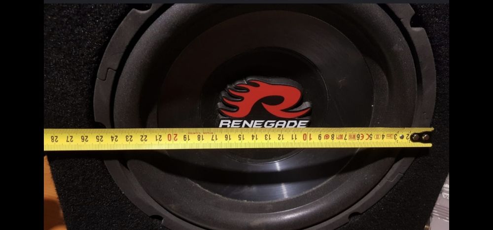 Statie amplificator Profi Sound Hifonics Cougar sau subwoofer Renegade