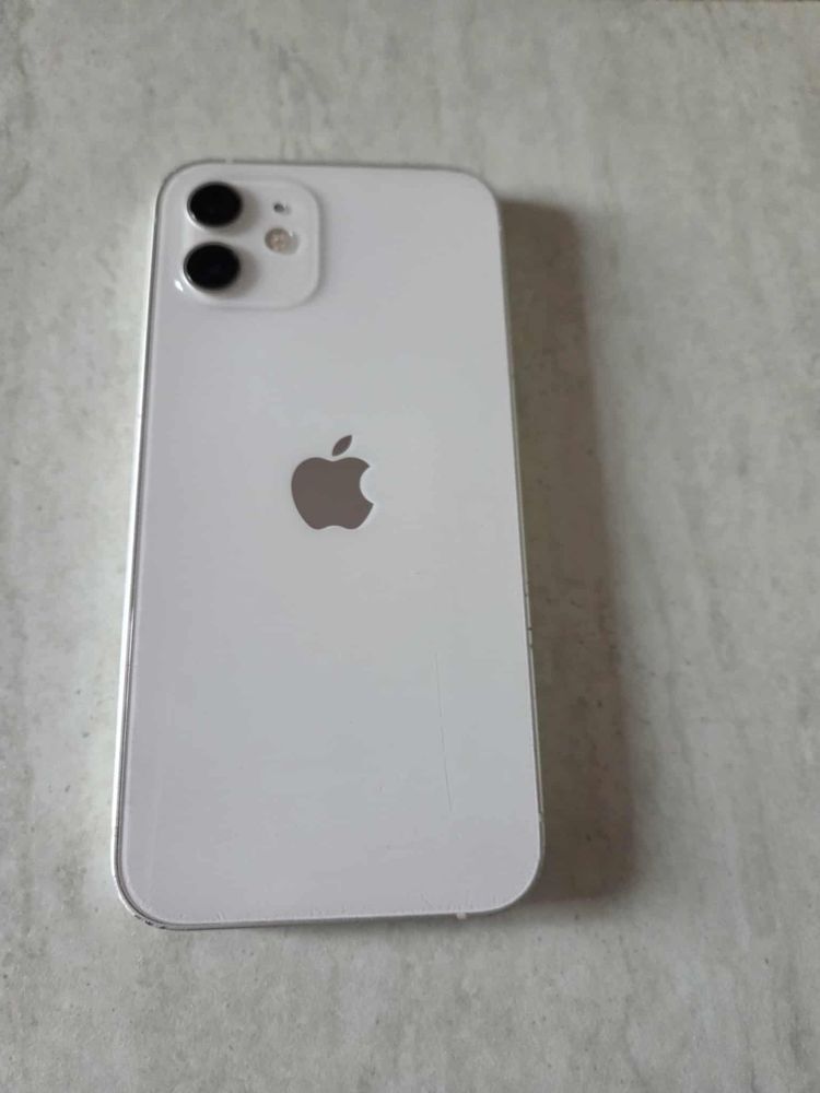 Iphone 12 /64 GB