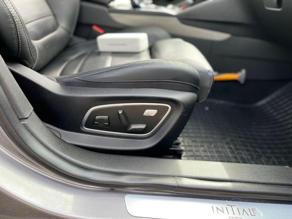 Renault Talisman Initiale Paris
