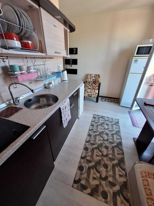 Продава се Двустаен апартамент в к.к. Слънчев бряг - 68 кв.м за 883 €/кв.м - Снимка #3