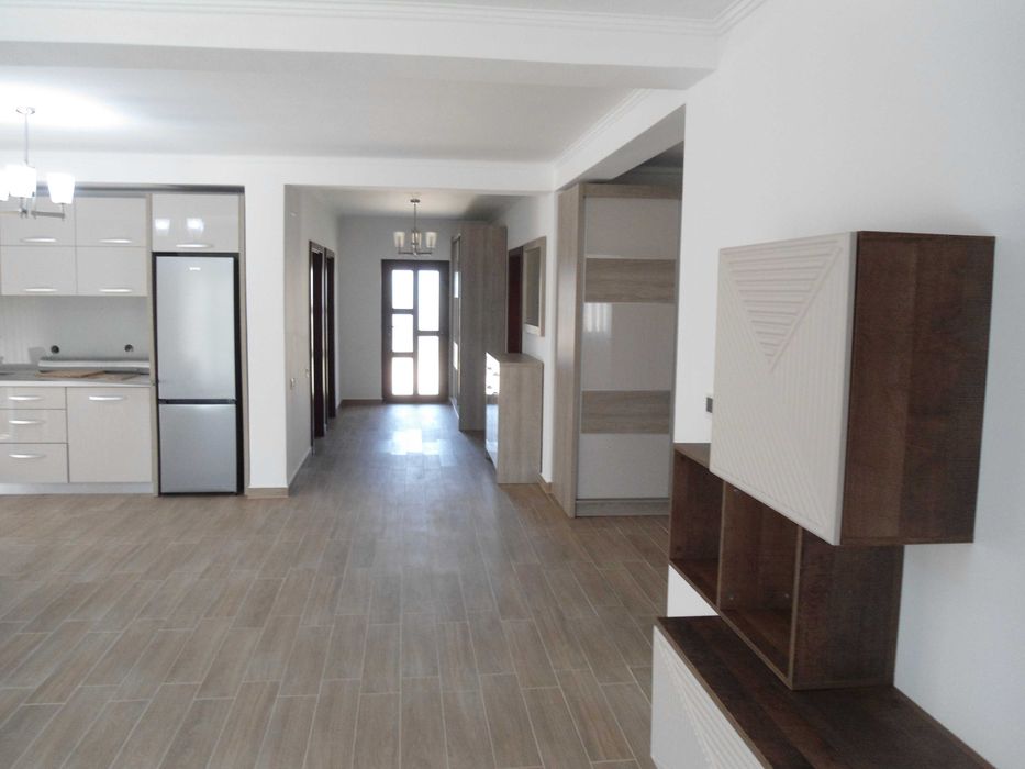 Chirie casa mobilata,utilat Santandrei