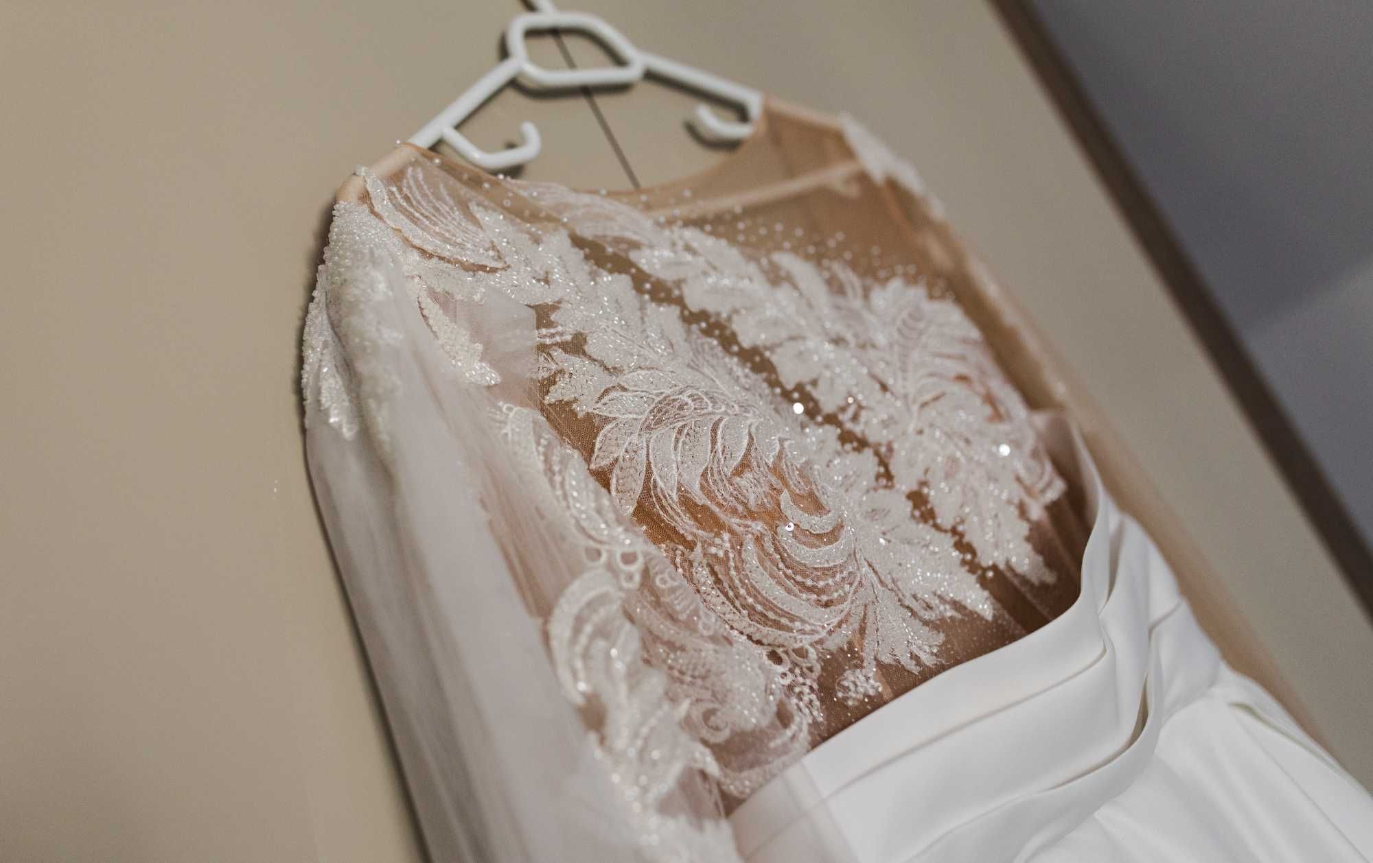 Vand rochie de mireasa