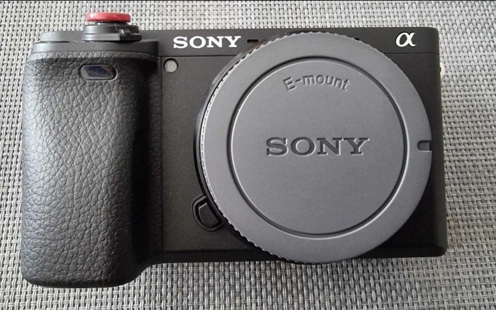 Безогледална камера Sony a6400