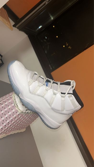 vand jordan 11 legend blue