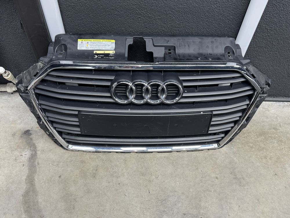Решетка за броня Audi A3 8v Facelift