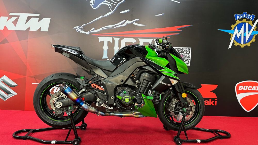 Kawasaki Z1000 Streetfighter 2015год
