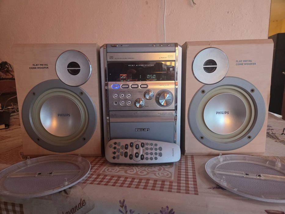Vând sistem audio PHILIPS