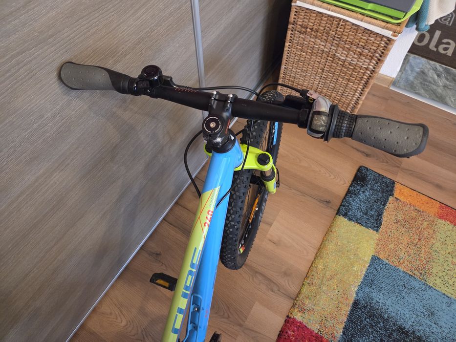 Bicicleta copii 24 Cube Race 240 Frână disc hidraulice  6 -10 ani