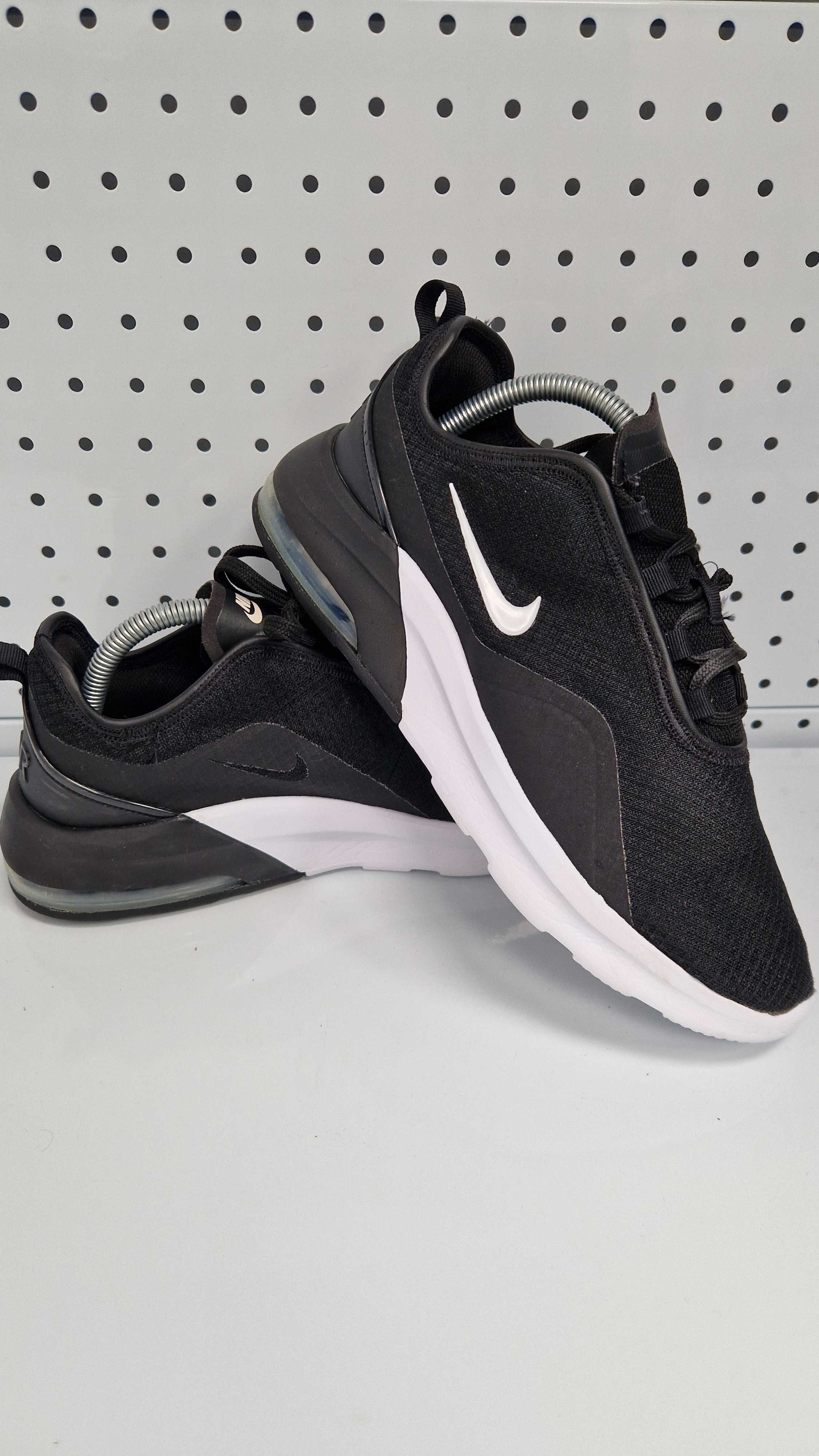 Оригинални мъжки маратонки- Nike Air Max Motion 2