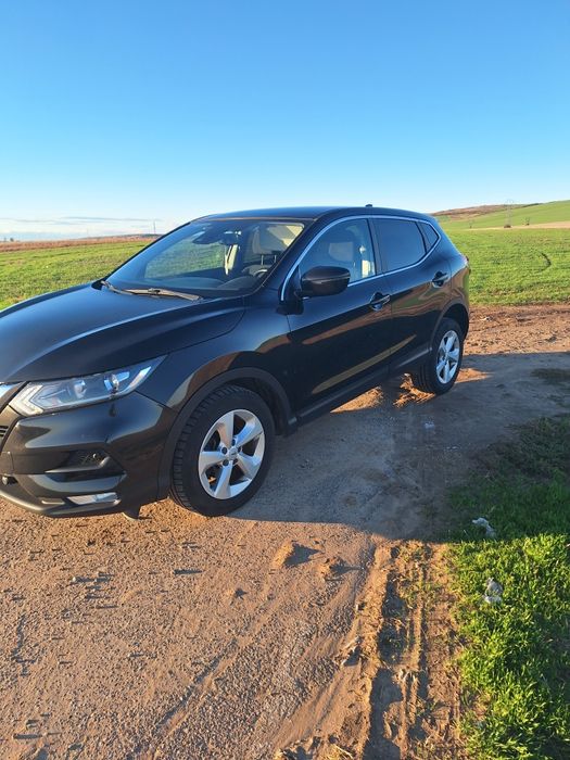 Vând Nissan Qashqai 2021 4x4 automat
