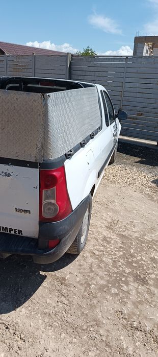 Se vinde 1,6 MPI,2008 obloane înălțate tabla zincata corbu cta