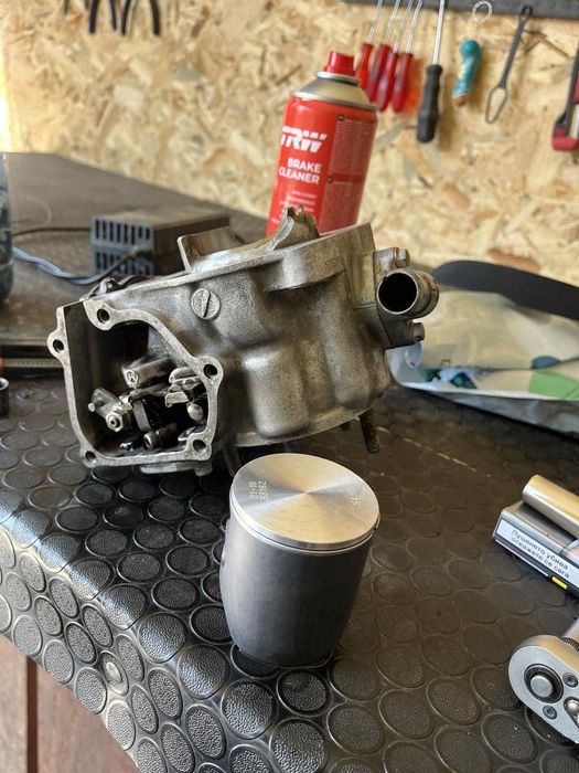 Продавам Honda cr 125r с fmf       спешно !!!