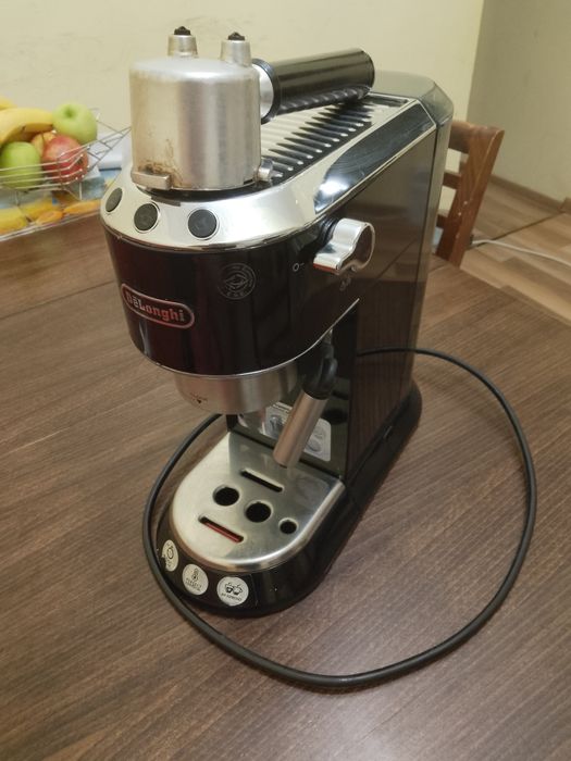 Кафемашина Делонги Дедика