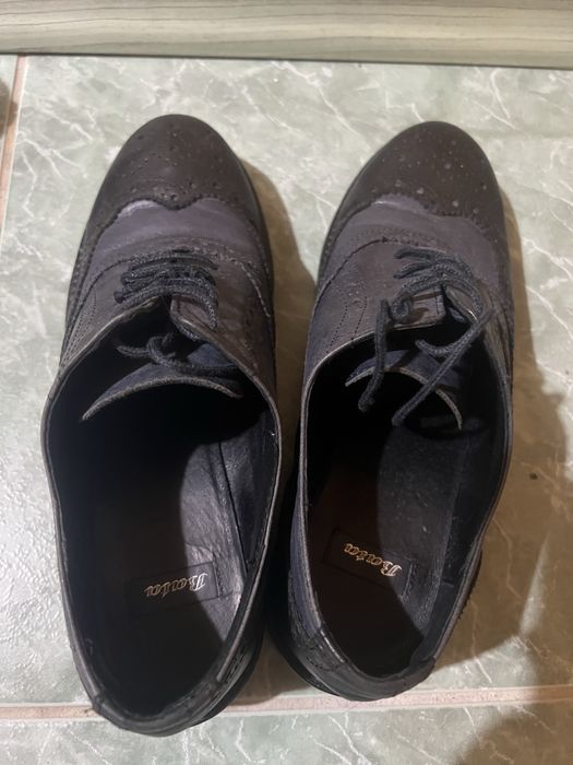 Боти обувки и подарък клъч