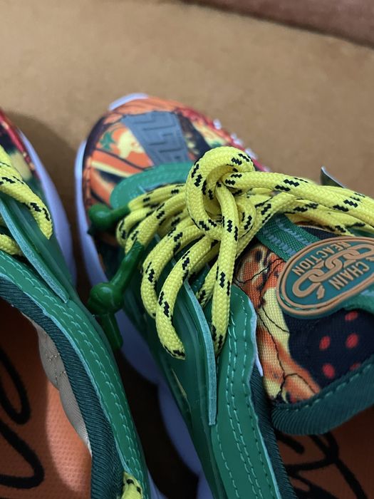 Versace Chain Reaction Navy Green Yellow