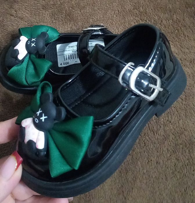 Сандалии для девочки.