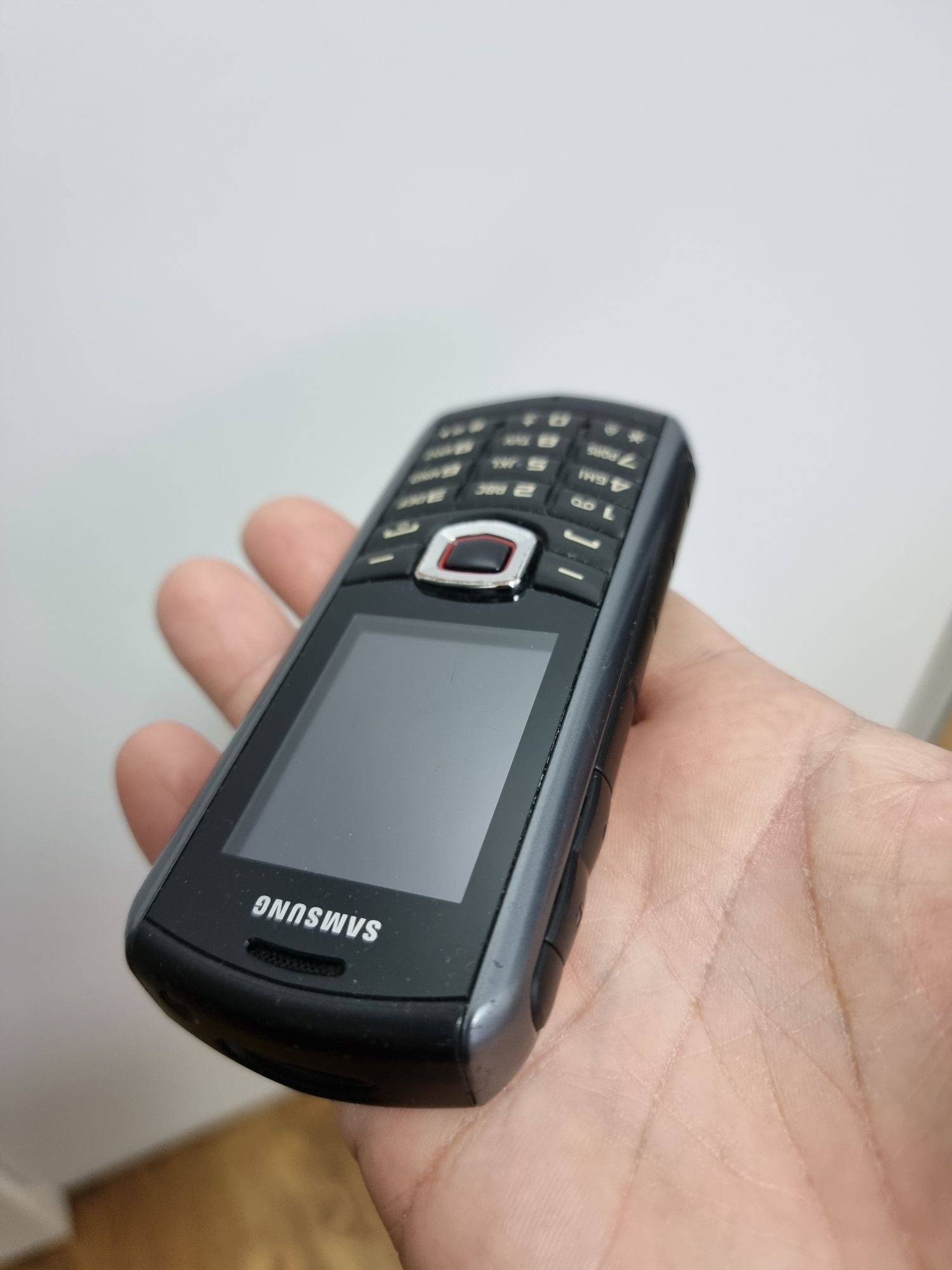 Samsung GT B2710 telefon antisoc rezistent